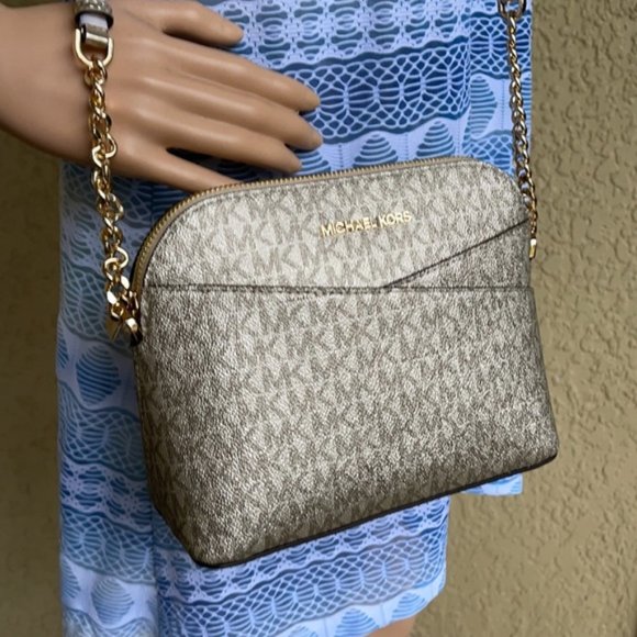 Michael Kors Jet Set Travel Medium Dome Crossbody Bag Pale Gold - Picture 10 of 15